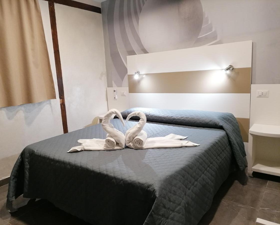 Afrodite Accomodation Tropea Exteriér fotografie
