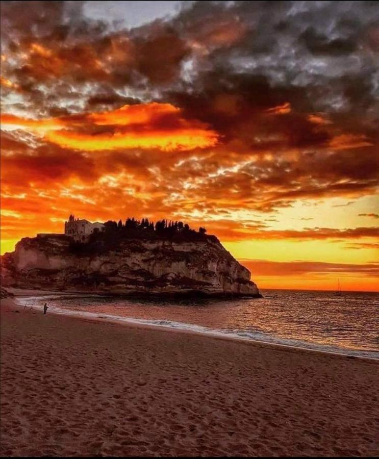 Afrodite Accomodation Tropea Exteriér fotografie